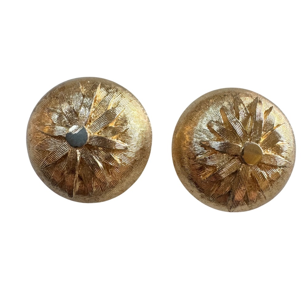 Vintage Crown Trifari Gold Tone Textured Starburst Dome Clip On Earrings Vintage